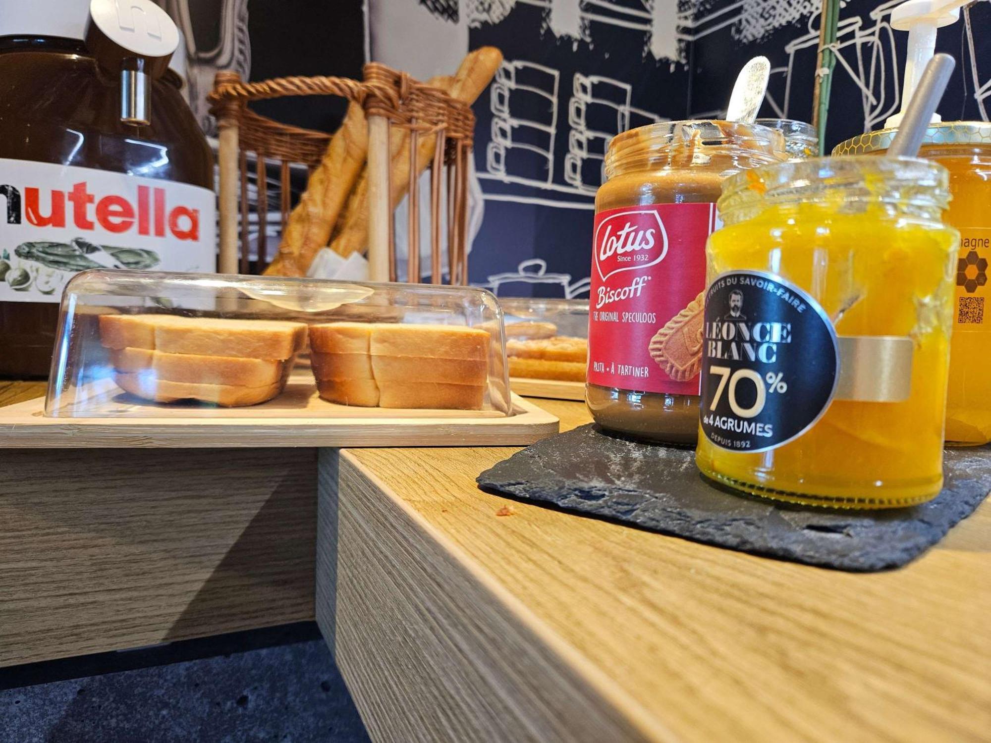 Ibis Budget Clermont Ferrand Sud Aubière Εξωτερικό φωτογραφία
